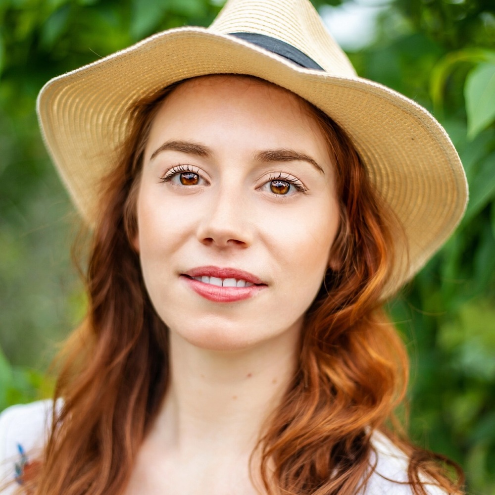 Meet your Posher, Amy